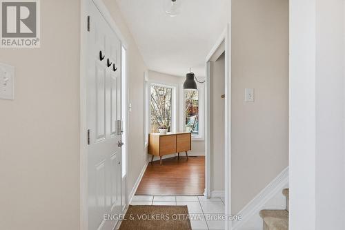 150 Forward Avenue, Ottawa, ON - Indoor Photo Showing Other Room