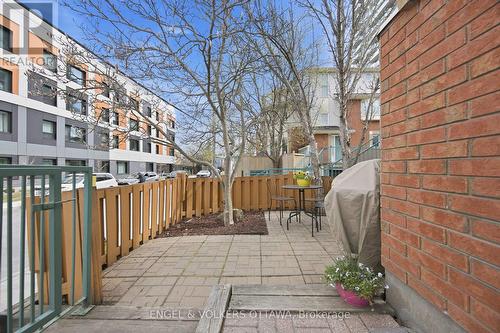 150 Forward Avenue, Ottawa, ON - Outdoor With Exterior