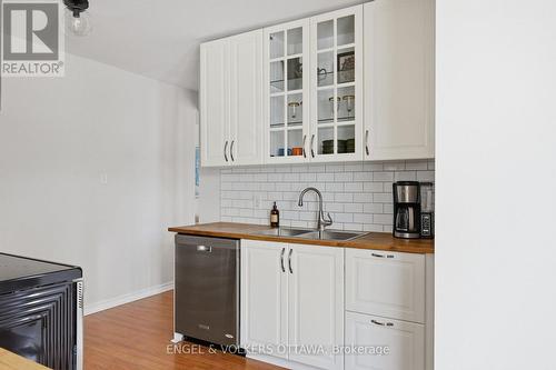 150 Forward Avenue, Ottawa, ON - Indoor Photo Showing Kitchen With Double Sink