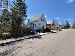 46 HIGHLAND Avenue  Charlottetown, PE C1A 2H4