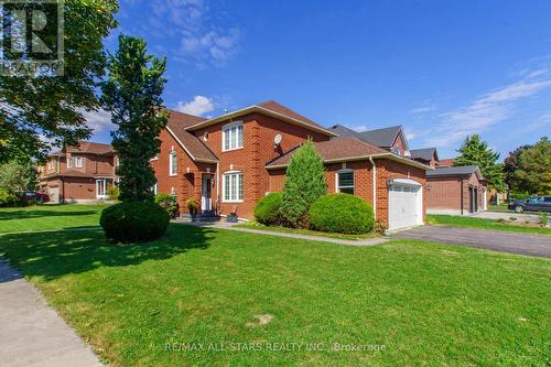 83 JOHN STIVER CRESCENT  Markham, ON L3R 9B3