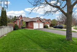 801 SURIN COURT Newmarket, ON L3Y 8R3