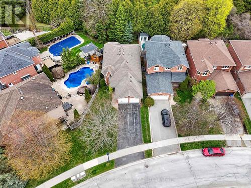 801 Surin Court, Newmarket, ON - Outdoor With View