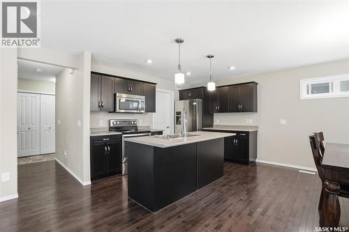 366 Kolynchuk Manor, Saskatoon, SK - Indoor Photo Showing Kitchen With Stainless Steel Kitchen With Upgraded Kitchen