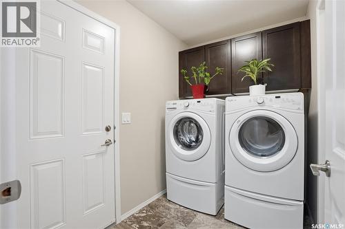 366 Kolynchuk Manor, Saskatoon, SK - Indoor Photo Showing Laundry Room