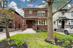 70 RIVERVIEW GARDENS Toronto, ON M6S 4E5