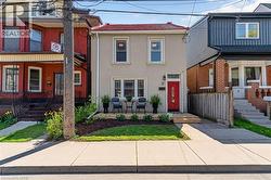 32 MAGILL Street  Hamilton, ON L8R 2Y5