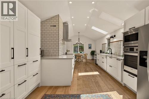32 Magill Street, Hamilton, ON - Indoor Photo Showing Kitchen With Upgraded Kitchen