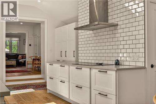 32 Magill Street, Hamilton, ON - Indoor