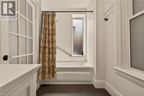 32 Magill Street, Hamilton, ON - Indoor Photo Showing Other Room