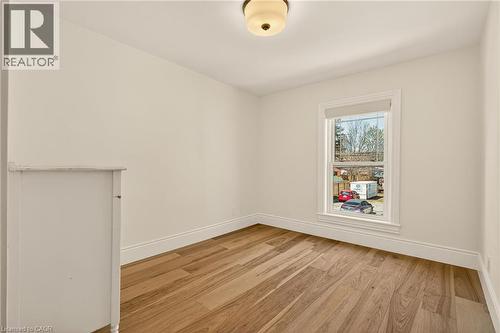 32 Magill Street, Hamilton, ON - Indoor Photo Showing Other Room