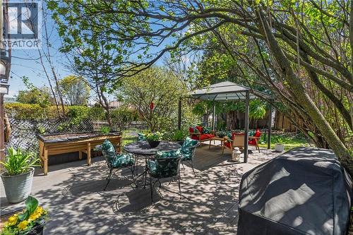 32 Magill Street, Hamilton, ON - Outdoor With Deck Patio Veranda