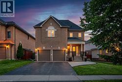 68 ROCKHAVEN Lane Waterdown, ON L8B 0J9