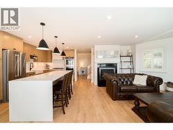 132 2721 ATLIN PLACE  Coquitlam, BC V3C 5B1