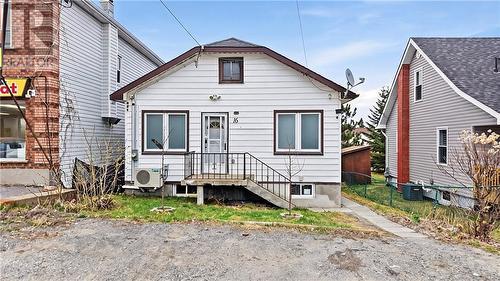 16 Clemow Avenue  Sudbury, ON P3C 3H1