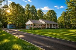 2340 CONCESSION 4 ROAD W  Hamilton, ON L0R 2B0