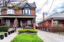 475 SALEM AVENUE N  Toronto, ON M6H 3C9