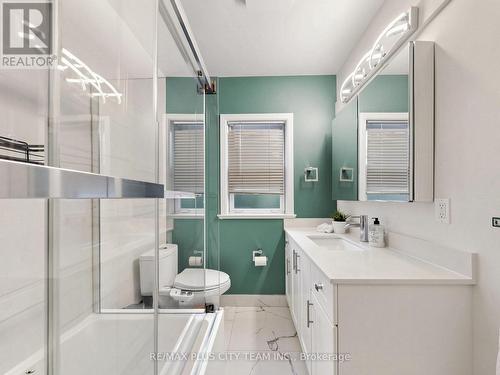 260 Renforth Drive, Toronto, ON - Indoor Photo Showing Bathroom