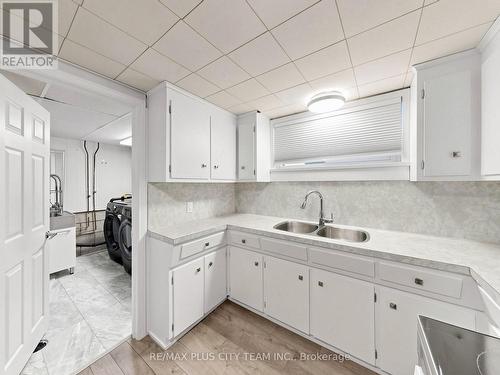 260 Renforth Drive, Toronto, ON - Indoor Photo Showing Kitchen With Double Sink
