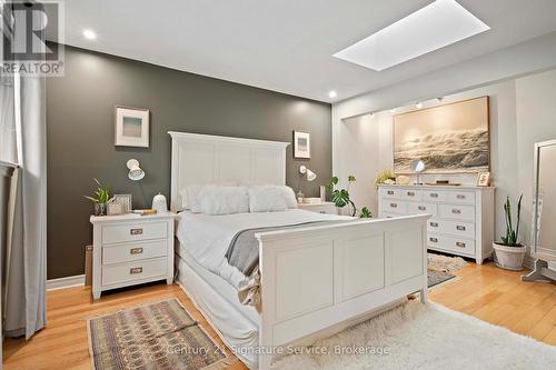 1578 Sherway Drive, Mississauga, ON - Indoor Photo Showing Bedroom