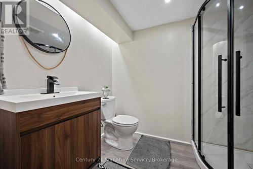 1578 Sherway Drive, Mississauga, ON - Indoor Photo Showing Bathroom