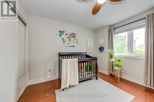 2946 Duncairn Drive, Mississauga, ON - Indoor Photo Showing Bedroom