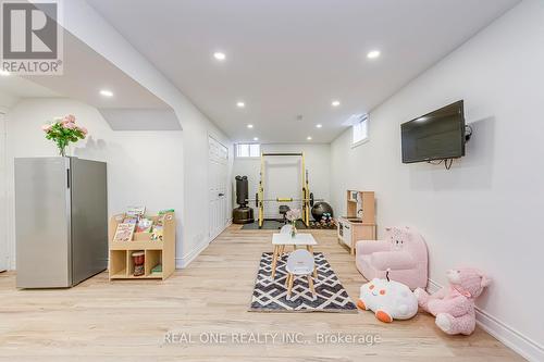 2946 Duncairn Drive, Mississauga, ON - Indoor Photo Showing Other Room