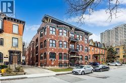 27 BOLD Street Unit# 103 Hamilton, ON L8P 1T3