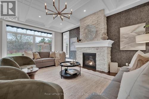 9 Powers Court, Clarington, ON 