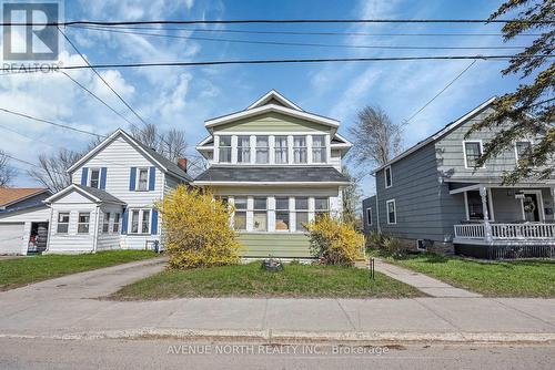 143 BROCKVILLE STREET  Smiths Falls, ON K7A 3Y7