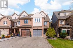 383 SPARROW CIRCLE Pickering, ON L1V 7E7