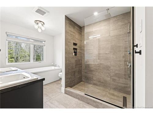 262 Yvonne, Dieppe, NB 