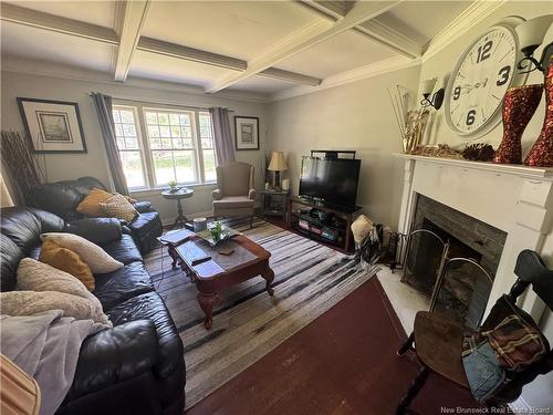 16 Clark Rd, Rothesay, NB 