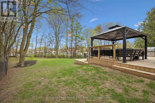 22 Crestwood Drive, Cambridge, ON - Outdoor With Deck Patio Veranda