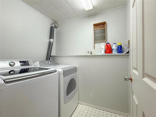 151 Daly Crescent, Brandon, MB - Indoor Photo Showing Laundry Room