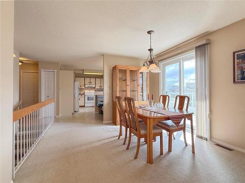 151 Daly Crescent, Brandon, MB - Indoor Photo Showing Dining Room