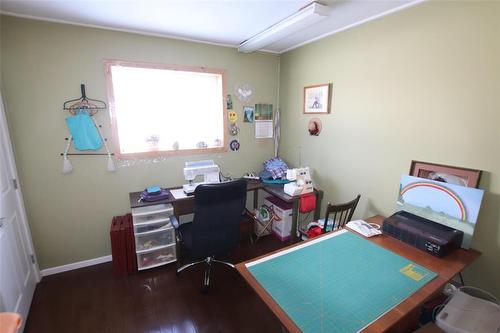 Sewing room off of Primary Bedroom - 156 Cottage Road, Steep Rock, MB - Indoor Photo Showing Office