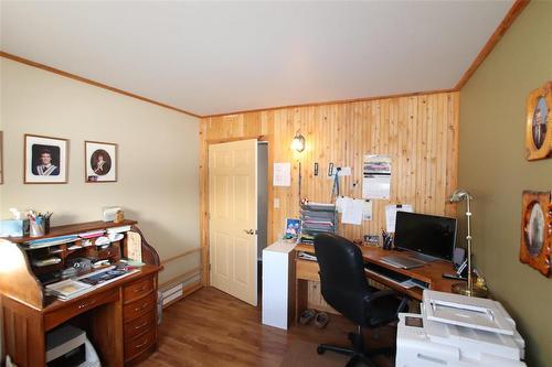 Bdrm #3 - 156 Cottage Road, Steep Rock, MB - Indoor Photo Showing Office
