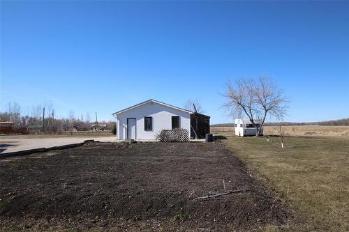 Garden Area and Garage - 156 Cottage Road, Steep Rock, MB - Outdoor