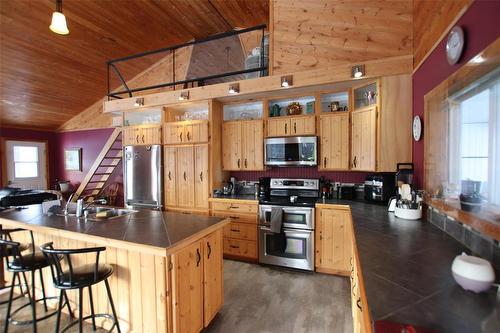 Kitchen - 156 Cottage Road, Steep Rock, MB - Indoor Photo Showing Other Room