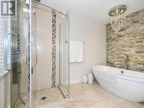 1454 Chasehurst Drive, Mississauga, ON - Indoor Photo Showing Bathroom