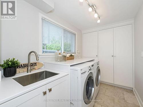 1454 Chasehurst Drive, Mississauga, ON - Indoor Photo Showing Laundry Room