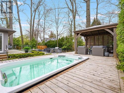 1454 Chasehurst Drive, Mississauga, ON - Outdoor With In Ground Pool With Deck Patio Veranda