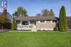424 PARKVIEW DRIVE Kingston (City Southwest), ON K7M 4B3