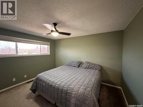 1114 Herbert Avenue, Herbert, SK - Indoor Photo Showing Bedroom