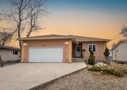 278 Laxdal Road  Winnipeg, MB R3R 0W2
