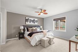 Spacious primary bedroom - 