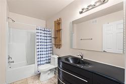 4 pc ensuite - 