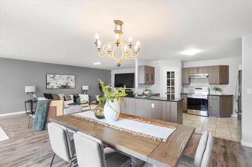 Perfect dining space for entertaining - 278 Laxdal Road, Winnipeg, MB - Indoor