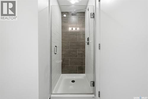 204 409 B Avenue S, Saskatoon, SK - Indoor Photo Showing Bathroom